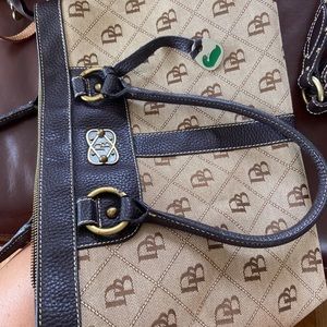 Dooney and bourke bag